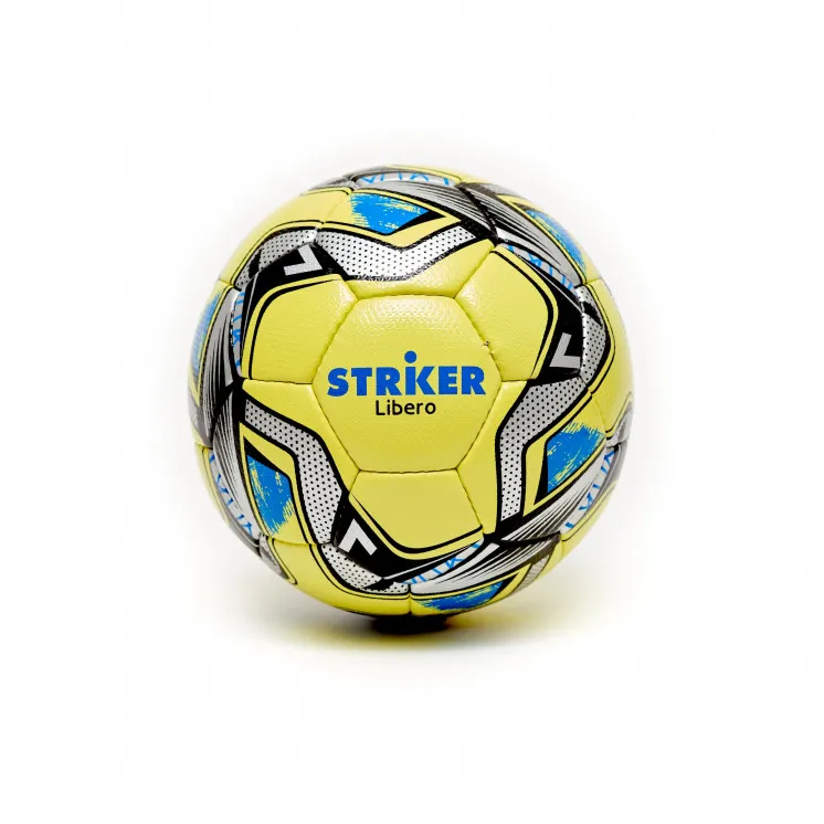 pelota de futbol libero amarilla 2.webp