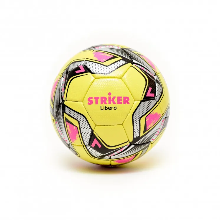 pelota de futbol libero amarilla.webp