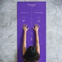 Mat de yoga PVC con posiciones nivel principiante